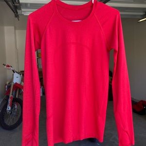 Lululemon Swiftly Tech Long Sleeve Shirt 2.0 - Dark Red size 10